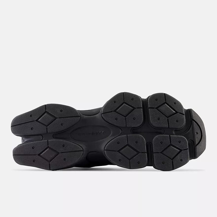 New Balance 9060 (Black) - 5