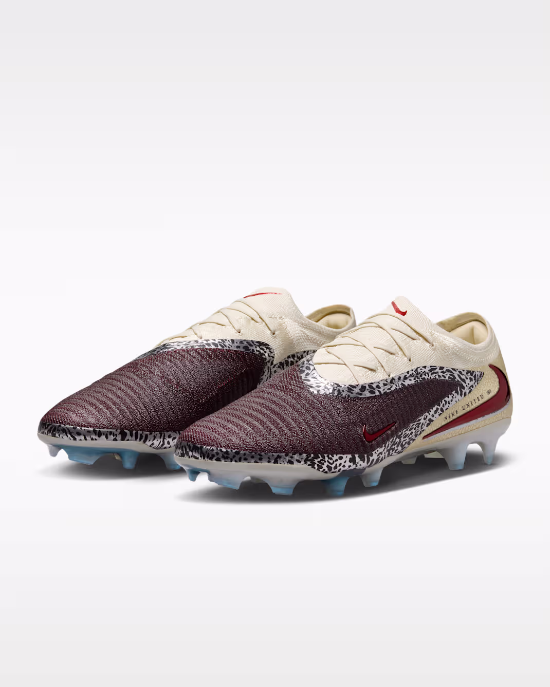 Nike United Phantom 6 Low