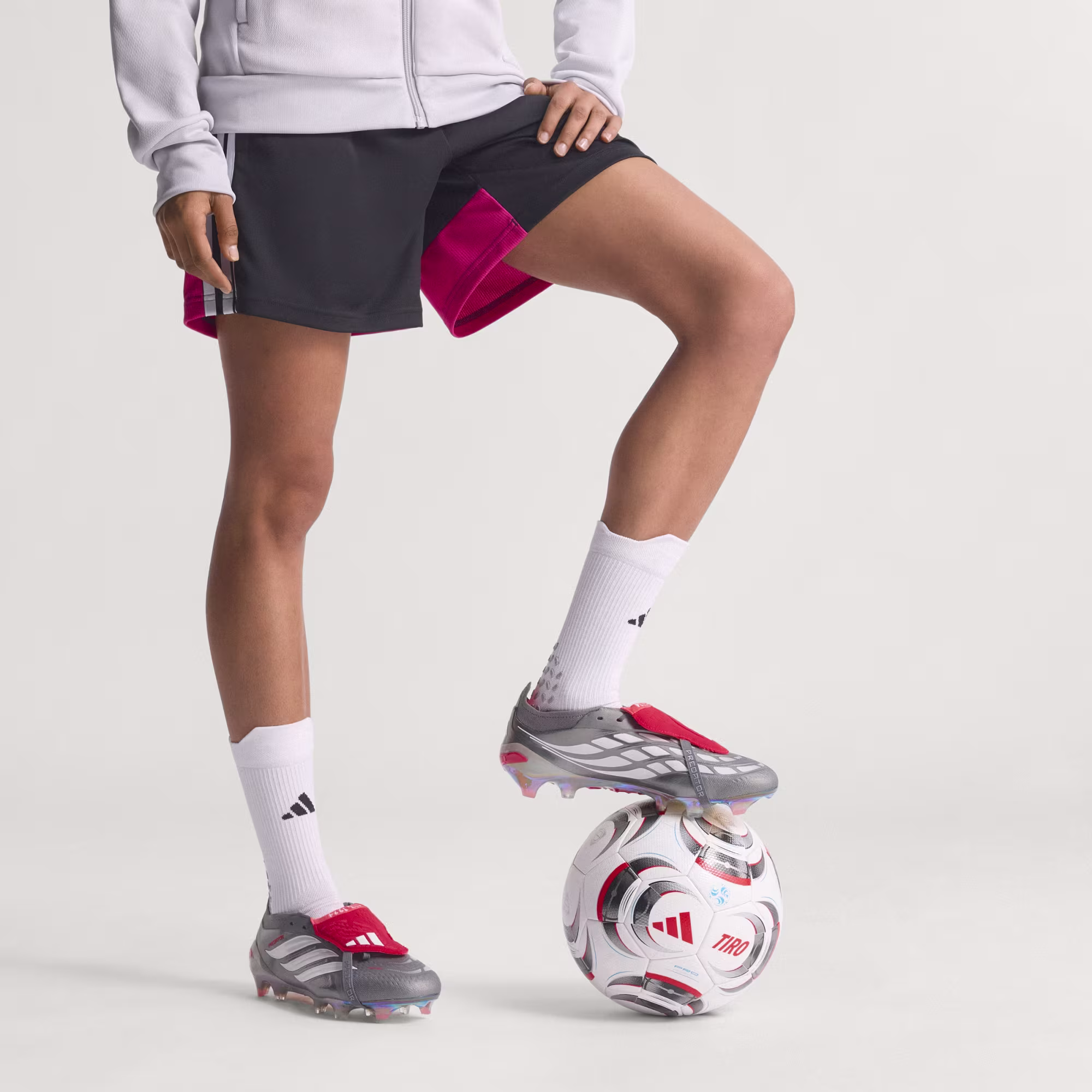 PREDATOR ELITE Fold-Over Tongue Firm Ground Soccer Cleats - 3