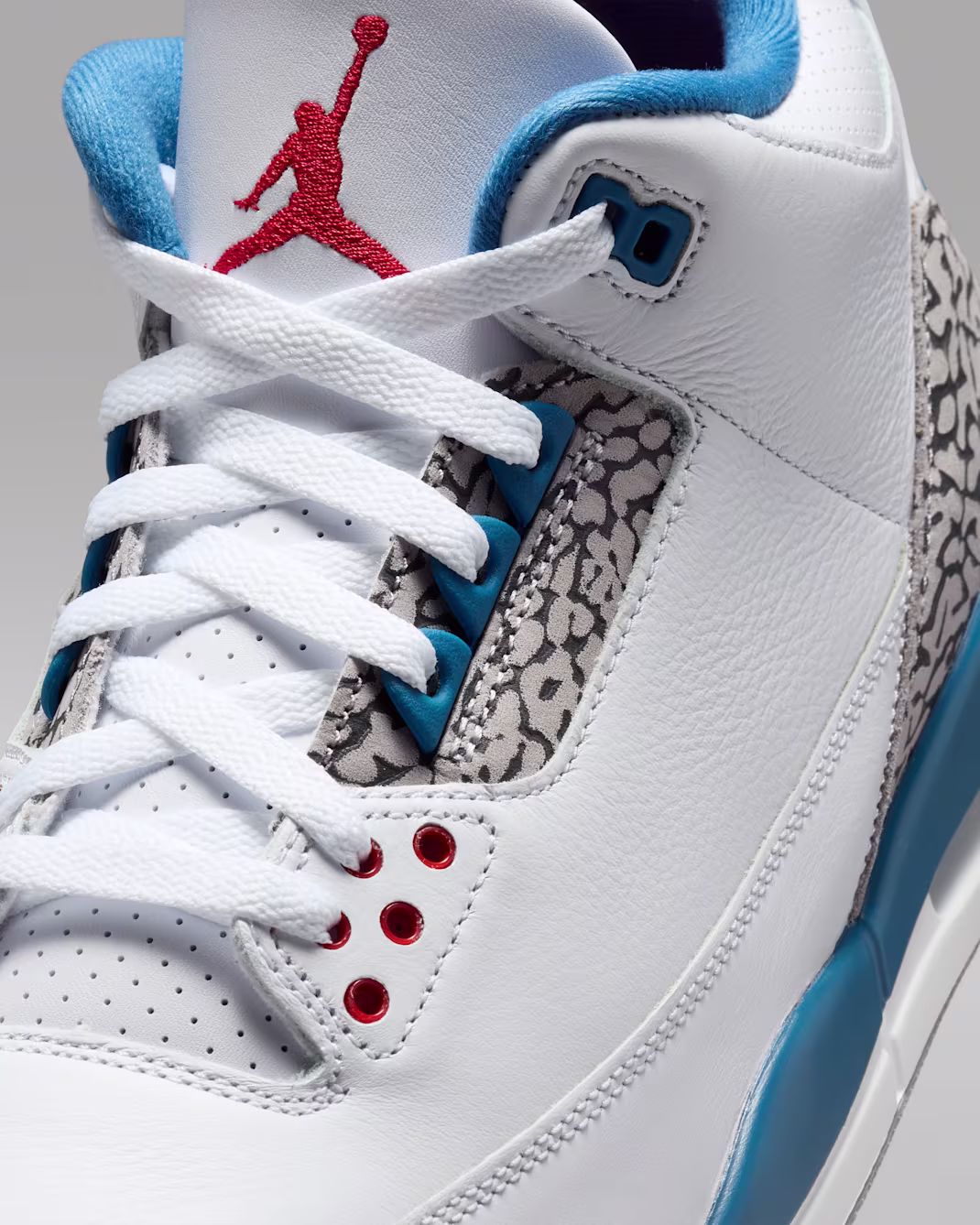 Air Jordan 3 Retro "True Blue" - 7