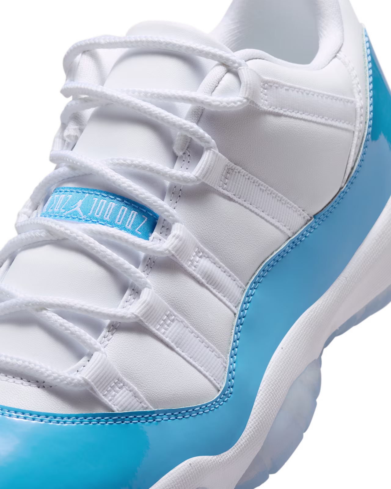 Air Jordan 11 Low University Blue - 7